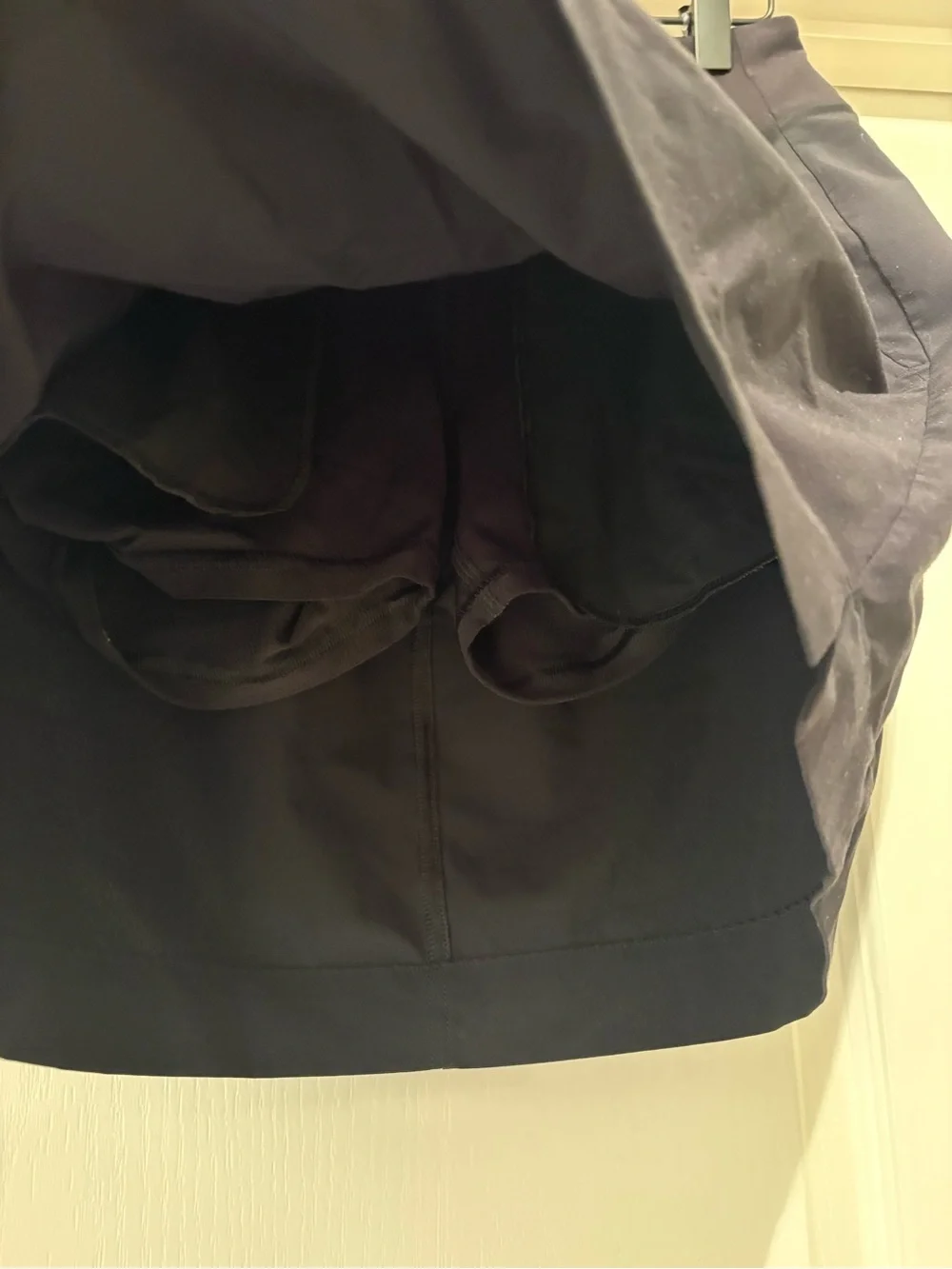 Women’s Athleta black SoHo Skort size 2